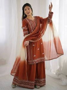 Ensemble Salwar Kameez brodé élégant pour femme avec dupatta noir, tenue ethnique traditionnelle, coupe régulière, longueur normale, pour occasions décontractées et fêtes - Product Image 4