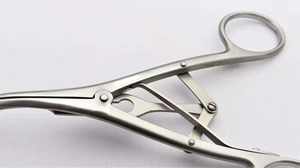 Forceps Dilatateur Trachéal Laborde à 3 Lames en Acier Inoxydable, Qualité Supérieure, Instruments Chirurgicaux ORL Manuels, Certifié CE ISO13485 - Product Image 6