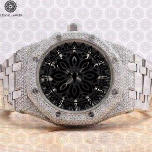 Reloj Redondo de Acero Inoxidable de Lujo Charm Jewells, 40 mm, Analógico, de Cuarzo, Luminoso, Unisex, con Esfera de Zafiro y Cierre Plegable - Product Image 1