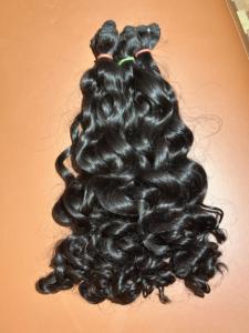 Extensiones de Cabello Humano Virgen de la India, Rizado, Natural, Textura Suave y Elástica, Sin Procesar: no es un modelo permanente - Product Image 4