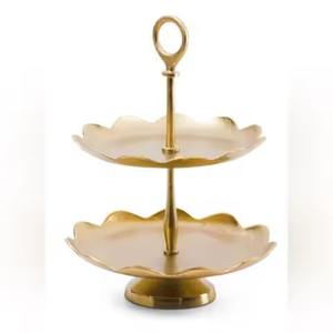 Présentoir à confiseries de luxe en métal, support à chocolats multi-niveaux pour comptoir de desserts de mariage et banquets - Product Image 1