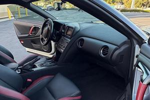 Nissan GTR Edición Negra 2013 - Product Image 5