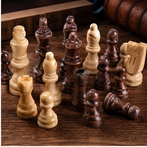 Best Quality High Solid Wood Handmade Modern Handicraft Folding Portable Chessboard Customizable Color Size Design - Product Image 6