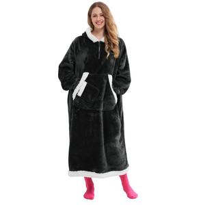 เสื้อคลุมฮู้ดแบบสวมใส่ได้ ขนาดใหญ่พิเศษ อุ่นสบาย ฟรีไซส์ สำหรับผู้หญิงและเด็ก พร้อมแขนเสื้อ - Product Image 4