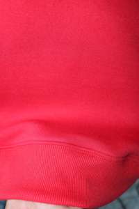 Sudadera TERPS RED con cuello alto, 100% BLANCA, con apliques bordados, cuello ancho, hilos finos. - Product Image 4