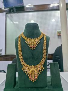 ชุดเครื่องประดับเจ้าสาวโบราณทองคำแท้ 22K แบบโบราณ ประกอบด้วยสร้อยคอยาวแบบราณีฮาร์ พร้อมจี้รูปพระลักษมี สำหรับงานแต่งงานแบบอินเดีย - Product Image 3