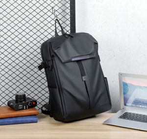 Nueva Mochila de Baloncesto Negra Sólida Hecha a Medida, Estilo Deportivo Multifuncional para Uso en Exteriores - Product Image 6