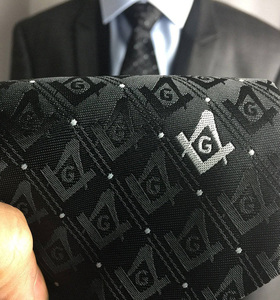 Cravate noire personnalisée Master Mason Blue Lodge à motif carré, compas et pois, vente en gros - Product Image 3
