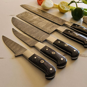 Ensemble de couteaux de chef en acier Damas avec étui en cuir, ensemble de couteaux de cuisine haut de gamme pour la cuisine à domicile, la préparation des aliments et l'utilisation en restaurant - Product Image 3