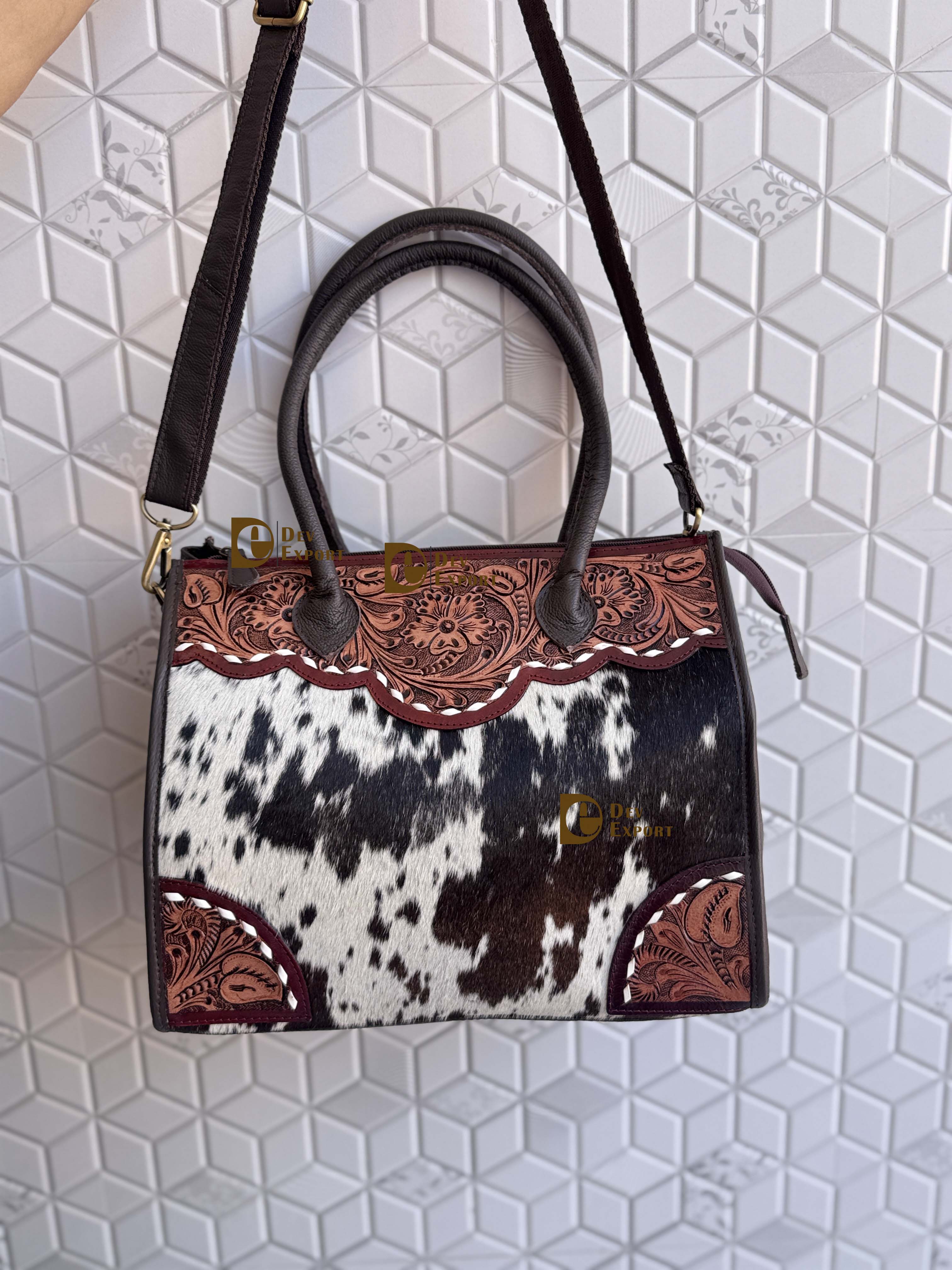 สีน้ำตาล