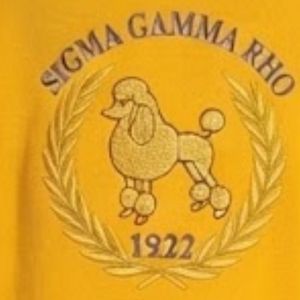 เสื้อคาร์ดิแกนถักปักลายโล่ห์ Sigma Gamma Rho แบบสั่งทำพิเศษ ดีไซน์หรูหรา ติดกระดุมด้านหน้า แขนยาว แฟชั่นลำลอง สวมใส่เป็นเลเยอร์ได้ - Product Image 5