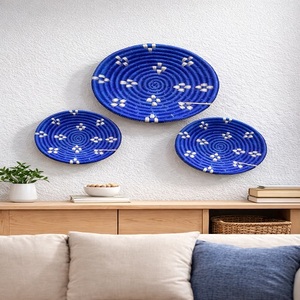 Élégante étagère murale circulaire tissée à la main en herbe de Sabai bleue, décoration artistique traditionnelle bohème géométrique abstraite pour salon - Product Image 2