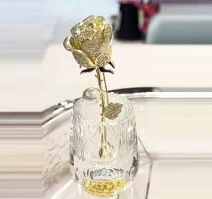 เข็มกลัดรูปดอกกุหลาบชุบทอง เงินแท้ 925 ประดับเพชรโมอิสซาไนต์ เครื่องประดับส่วนตัวสำหรับผู้หญิง ใส่ไปงานปาร์ตี้ ของขวัญ - Product Image 1