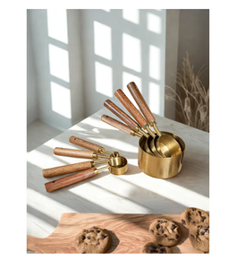 Juego de tazas y cucharas medidoras de latón dorado con mangos de madera, utensilios de cocina para hornear, tazas y cucharas - Product Image 1