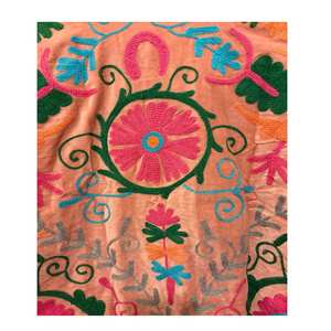 Chaqueta de Terciopelo con Bordado Suzani Estilo Indio de Primera Calidad, Prenda Exterior Étnica Bohemia Hecha a Mano, a la Moda - Product Image 6