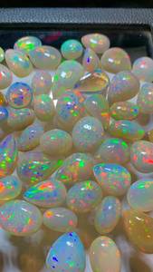 Opales d'Éthiopie naturelles, pierres précieuses en vrac, multi-éclats, pleine brillance, cabochons de formes variées, en gros pour la fabrication de bijoux - Product Image 3