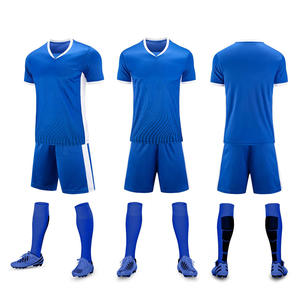 Nouveaux kits de football personnalisés de qualité supérieure avec impressions par transfert thermique, uniformes à manches courtes durables et cousus, séchage rapide - Product Image 4
