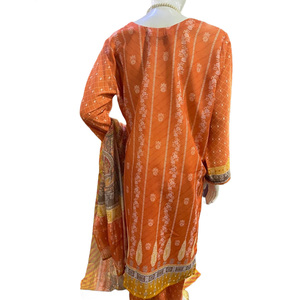 Collection de vêtements pakistanais tendance pour femmes, magnifiques broderies, ensemble 3 pièces, vêtements décontractés et de soirée, vêtements d'été - Product Image 2