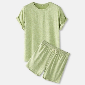 ชุดเสื้อยืดและกางเกงขาสั้นผู้ชาย ชุดลำลองฤดูร้อนสองชิ้น ผ้าฝ้ายระบายอากาศ น้ำหนักเบา สวมใส่สบายทุกวัน - Product Image 2