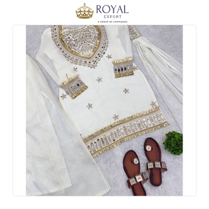 Nueva Colección de Trajes Sharara de Seda Fendi Pura Estilo Bollywood con Bordado de Espejos y Encaje para Bodas en Venta - Product Image 3