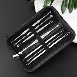 Kit de 7 Herramientas de Acero Inoxidable para Eliminar Puntos Negros y Acné Facial con Bolsa de PU - Product Image 1