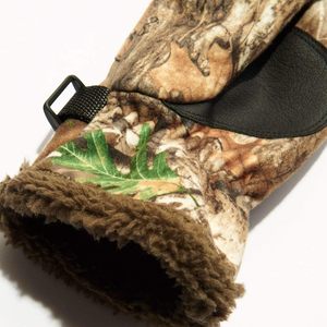 <b>Men</b>’s Camo Stormproof Glove – Realtree Edge Outdoor Hunting Camouflage - Product Image 2