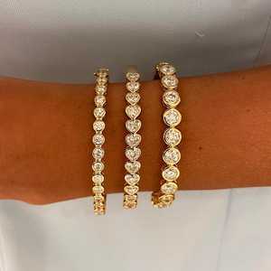 กำไลข้อมือเพชรเลี้ยงในห้องปฏิบัติการแบบฝังขอบ 10K 14K 18K ทองคำแท้ทรงกลม ดีไซน์หรูหราสำหรับใส่ทุกวัน สามารถซ้อนกันได้ ขายส่ง - Product Image 5