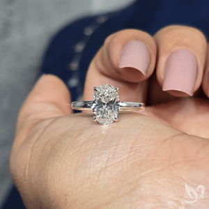 Bague de fiançailles solitaire en diamant de laboratoire ovale de 2 carats en or massif 18 carats |   Bague d'anniversaire et de mariage certifiée IGI - Product Image 3