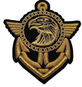 Broche de luxe indienne brodée à la main, résistante à l'eau, effet 3D en relief, avec badge en fil, noir antique et or, pour vêtements, casquettes et sacs - Product Image 1