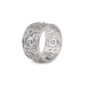 Anillos de servilletas metálicos de aluminio de diseño abierto, ideales para cenas formales y reuniones informales. - Product Image 3