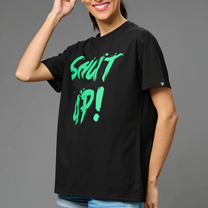 Camiseta de mujer OEM hecha a medida, camiseta corta holgada para mujer, camiseta clásica con logo para mujer, hecha en Pakistán - Product Image 3