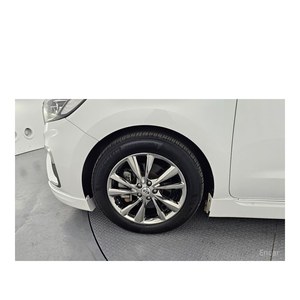 Kia Carnival 2019, Limusina de Alta Gama, 9 Plazas, Cámara Trasera, Asientos de Cuero, Caja de Cambios Automática, Combustible Diésel, Emisión Euro V, 53,561 km - Product Image 5