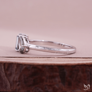 Emerald and Pear Cut Blue Lab Grown Diamond Toi et Moi <b>Ring</b> <b>Two</b> <b>Stone</b> Engagement <b>Ring</b> Minimal Modern Bridal Jewelry - Product Image 2