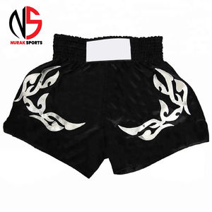 Shorts de Muay Thai pour hommes à prix raisonnable, dernière mode, haute qualité, anti-plis, tendance, avec un design optimal. - Product Image 3