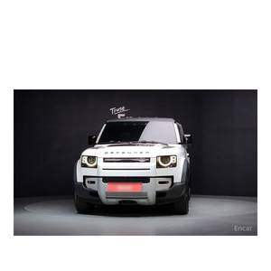 Land Rover Defender 110 D300 HSE Diésel Automático 2023/3, 93,711 km, Volante a la Izquierda, Cámara Trasera - Product Image 3