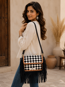 Bolso de mano con flecos para mujer, hecho a mano con cuero tallado, estilo gitano bohemio, patrón a cuadros en blanco y negro, estilo occidental, multiusos. - Product Image 6