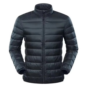 Veste d'hiver matelassée pour homme sur mesure en gros, veste matelassée pour homme, veste matelassée noire de haute qualité pour homme - Product Image 4