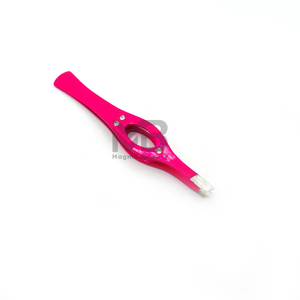 Pince à épiler de luxe rose en plastique avec pointe biseautée et manche confortable – Vente chaude MAGMA BEAUTY - Product Image 1