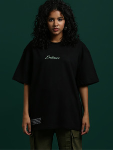 เสื้อยืดโอเวอร์ไซส์สีดำสำหรับผู้หญิง ทรงหลวม แขนสั้น ผ้าฝ้าย สไตล์ลำลอง สตรีทแวร์ เรียบง่าย แฟชั่นประจำวัน สำหรับฤดูร้อน - Product Image 1