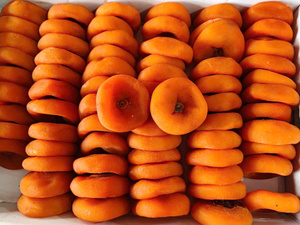 Dulce y Delicioso Snack de Caqui Deshidratado Premium, Suave y Masticable - Product Image 1