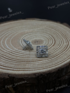 Boucles d'oreilles classiques en argent 925 avec diamants ronds, sertissage à griffes géométriques, bijoux de mariage pour femmes - Product Image 5