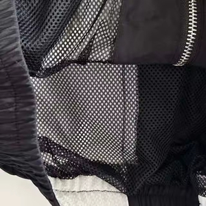 ชุดวอร์มวิ่งแบบมีฮู้ด ยูนิเซ็กซ์ คุณภาพดีเยี่ยม ทรงปกติ ผลิตจากไนลอน 100% สไตล์ลำลอง สตรีทแวร์ - Product Image 4