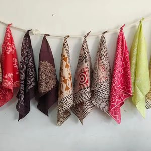 Pañuelo Cuadrado Étnico Floral de Algodón Hecho a Mano, Estampado a Bloque, Set de Pañuelo para el Cuello y Corbata, Ideal para el Verano, Regalo de San Valentín, Suave para la Piel - Product Image 1