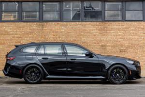 2026 B-M-W M-5 T-o-u-r-i-n-g - Product Image 3