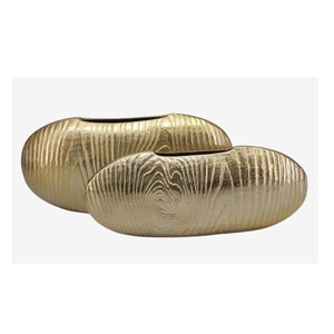 Metal Hammered <b>Vase</b> <b>Gold</b> Decorative Aluminum <b>Vase</b> for Flowers & Plants Modern Hotel Restaurant Home & Office Decoration <b>Vase</b> - Product Image 2
