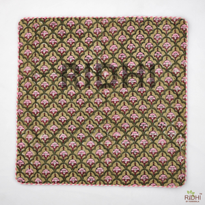 Funda de Almohada Decorativa Ridhi Hecha a Mano con Estampado Floral Verde y Rosa, 100% Algodón, con Ribete Estampado, Reutilizable para Dormitorio, Sofá, Habitación de Invitados - Product Image 5