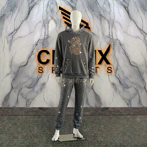 CLOVIX SPORTS Ensemble de survêtement personnalisé pour homme 100% coton, sweat à capuche et pantalon de jogging, broderie et impression en relief, vente en gros d'articles de sport - Product Image 5