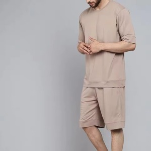 Ensemble de T-shirts de Fitness 100% Coton du Fabricant, Unisexe, Grammage Lourd, Haute Qualité, Impression Personnalisée, Short et T-shirt pour Homme - Product Image 4
