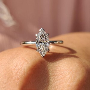 Anillo solitario romántico con diamante de talla marquesa de 1,01 quilates para mujer, joyería fina de oro blanco de 14 quilates, para ocasiones de fiesta, para amantes - Product Image 2
