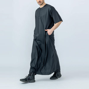 Vêtements musulmans traditionnels pour hommes, thobe brodé, vêtements thobe de couleur unie, jubba, thobe/arabie thobe personnalisé pour hommes - Product Image 3